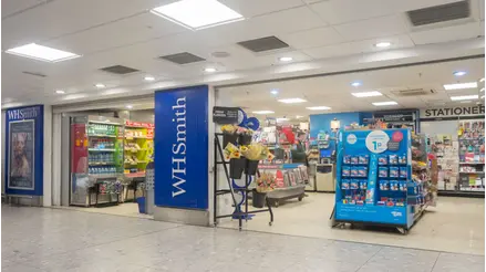 Heathrow Terminal 3 airport taxi pickup meeting point